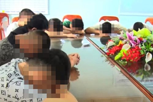Người dẫn đường sa lưới