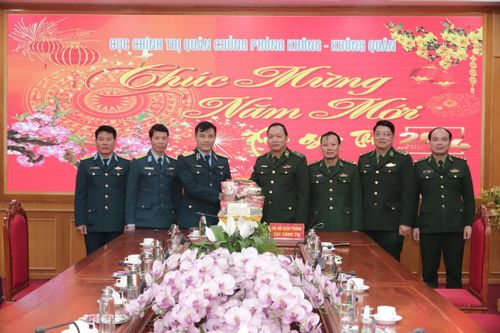 Cục Chính trị Quân chủng Phòng không - Không quân chúc Tết Cục Chính trị BĐBP