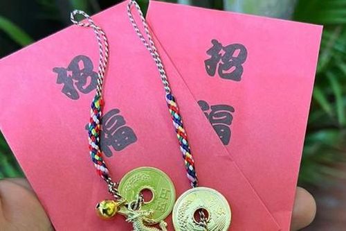 Tiền lì xì đầu năm mới: Khan hiếm mệnh giá thấp, tiền in rồng Tết lên ngôi