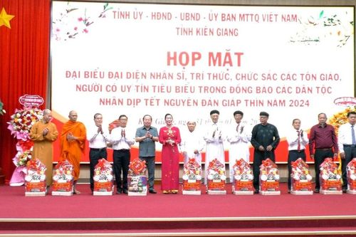 Kiên Giang: Gặp mặt các chức sắc tôn giáo nhân dịp Tết Nguyên đán Giáp Thìn