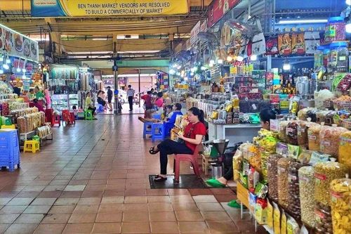 Tp.HCM: Kéo khách về chợ truyền thống, không chỉ chờ tiểu thương