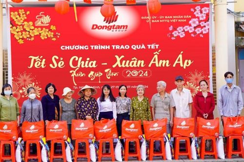 Đồng Tâm của bầu Thắng tặng 2.500 suất quà Tết cho bà con cả nước