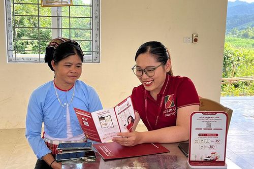 Số hóa toàn diện và tối ưu trải nghiệm khách hàng