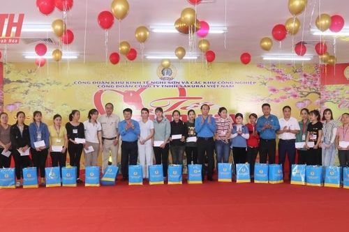 Truyền hình trực tiếp 'Tết Sum vầy - Xuân chia sẻ' năm 2024 vào tối 1/2