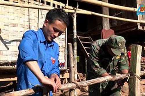 Tết thắm tình quân dân