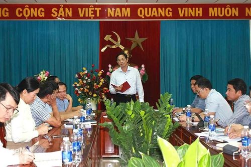 Sớm cho dừng hoạt động các công trình cấp nước nông thôn không hiệu quả