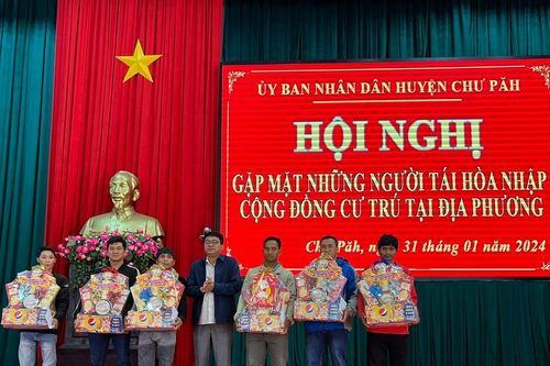 Chư Păh gặp mặt những người chấp hành xong án phạt tù trở về địa phương