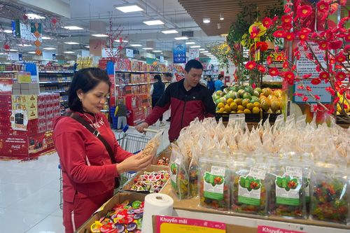 Sức hút của hàng Việt dịp Tết