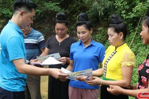 Mường La hướng đến mục tiêu BHYT toàn dân
