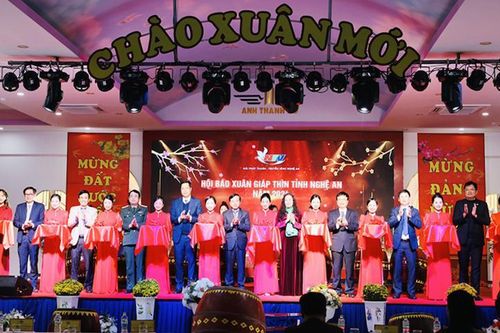 Nghệ An: Khai mạc Hội báo Xuân Giáp Thìn 2024