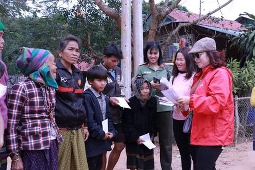 Mang Tết về vùng thượng nguồn Cà Roòng ở Bố Trạch, Quảng Bình