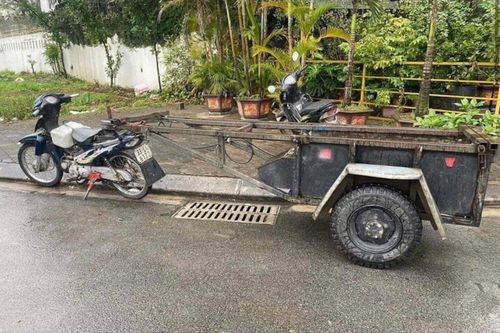 Xe 'máy chém' lại gây tai nạn ở Hà Nội