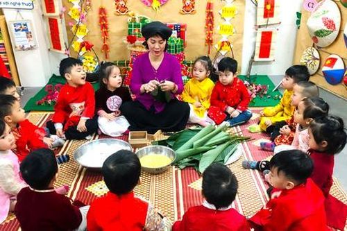 Không khí đón Tết Giáp Thìn ngập tràn tại các trường học