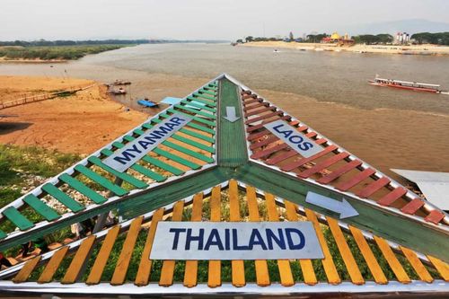 Khám phá những mốc biên giới độc đáo và đẹp nhất thế giới
