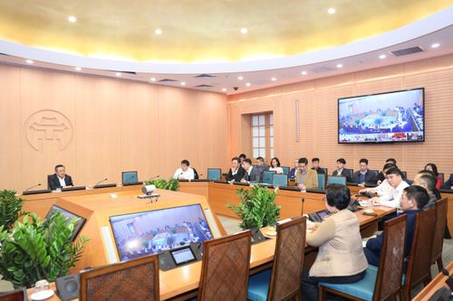 Chủ tịch Hà Nội chủ trì phiên họp thứ ba tháo gỡ khó khăn cho doanh nghiệp