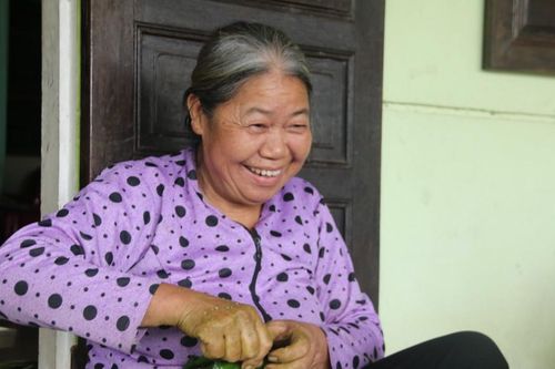 Làng bánh chưng, bánh tét ở Quảng Trị tất bật sản xuất dịp Tết Nguyên đán