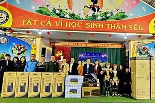 Xuân về Vũ Chấn