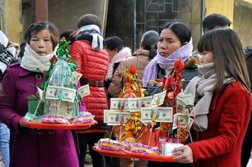 Bộ Văn hóa yêu cầu xử lý nghiêm hoạt động mê tín dị đoan, trục lợi trong các lễ hội