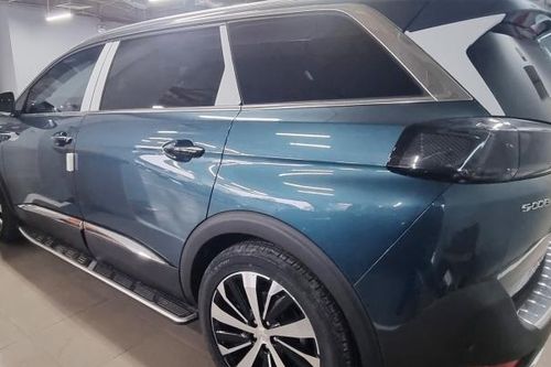 Hình ảnh mẫu SUV 7 chỗ Peugeot 5008 GT