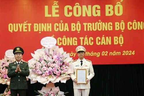 Công bố quyết định bổ nhiệm Giám đốc Công an tỉnh Vĩnh Phúc