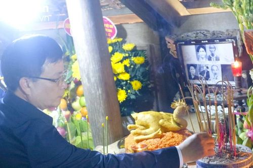 Trang trọng lễ giỗ lần thứ 123 của bà Hoàng Thị Loan - thân mẫu Bác Hồ
