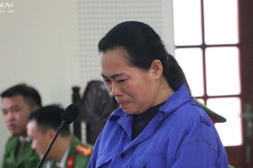Tuyên phạt 20 năm tù người phụ nữ vận chuyển gần 7,5 kg thuốc phiện
