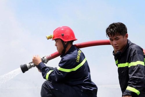 Xây dựng Đề án lập cơ sở đào tạo trình độ trung cấp thuộc 2 trường đại học