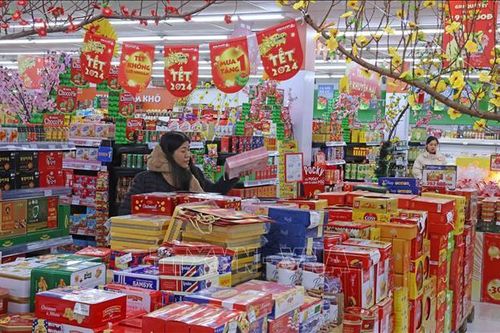Tổng mức bán lẻ hàng hóa, doanh thu dịch vụ tiêu dùng tăng hơn 8%