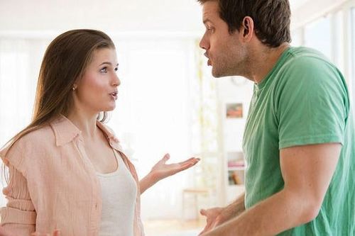 Chồng suy sụp nghe bố vợ tiết lộ bí mật về con trai 3 tuổi trong chầu nhậu