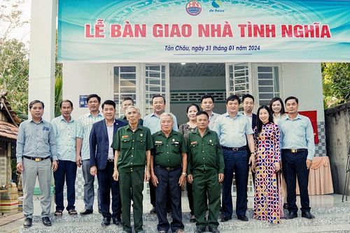 Liên doanh DHN mang Tết ấm đến các hoàn cảnh khó khăn