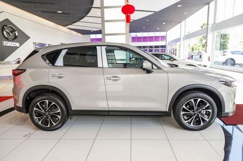 Ảnh chi tiết Mazda CX-5 2024 vừa trình làng, giá gần 716 triệu đồng
