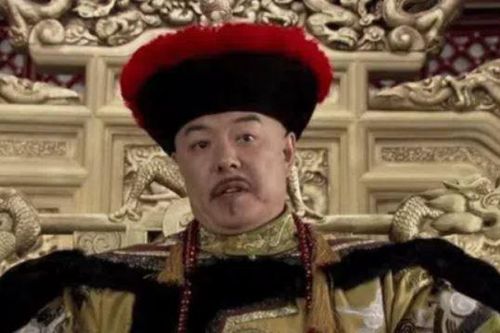 Thầy tướng số làm giàu bằng cách tâng bốc Càn Long, tiên đoán vận mệnh nhà Thanh kéo dài 800 năm và cái kết