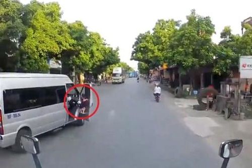 Cần lấp 'khoảng trống' trong kiểm soát an toàn xe đưa đón học sinh