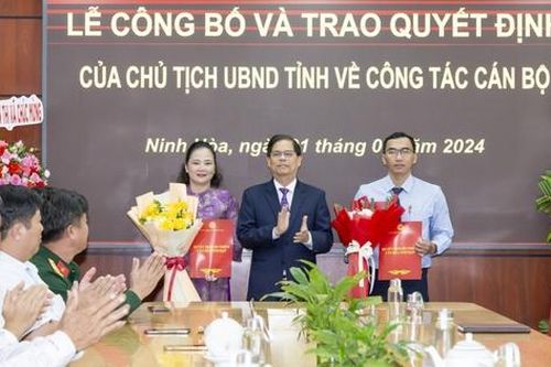 Khánh Hòa: Phê chuẩn nữ Chủ tịch UBND thị xã Ninh Hòa