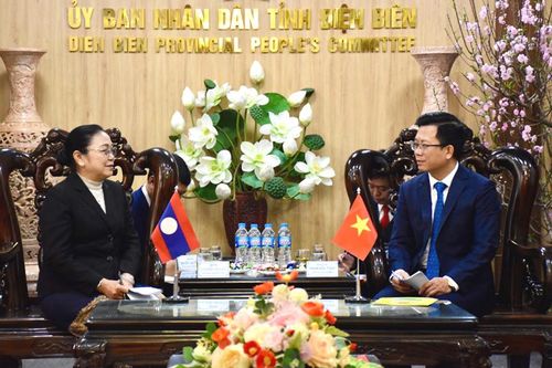 Đại sứ CHDCND Lào chào xã giao lãnh đạo tỉnh Điện Biên