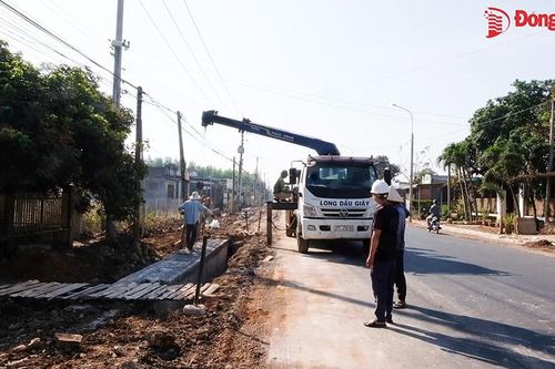 Tạm dừng thi công, trả mặt bằng công trường đón Tết