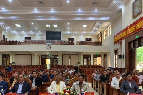 Đoàn công tác Công an 2 tỉnh Ratanakiri và Stung Treng chúc Tết Công an tỉnh Gia Lai