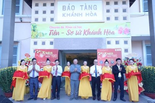 Tổ chức các hoạt động văn hóa 'Mừng Đảng - Mừng Xuân Giáp Thìn 2024' tại Bảo tàng tỉnh
