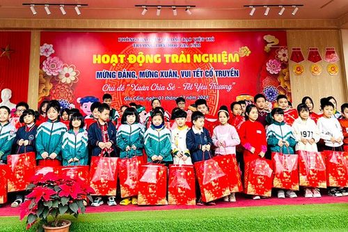 Trường Tiểu học Gia Cẩm tổ chức 'Xuân chia sẻ- Tết yêu thương'