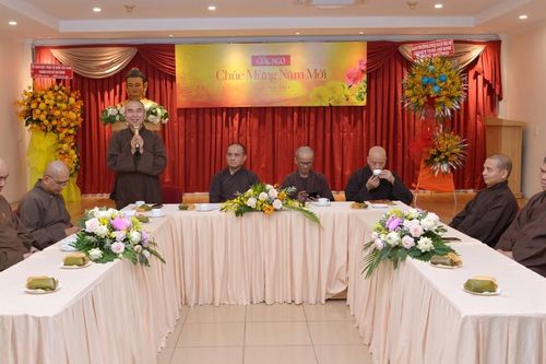 Báo Giác Ngộ họp mặt cuối năm Quý Mão và thông báo lịch nghỉ Tết Nguyên đán