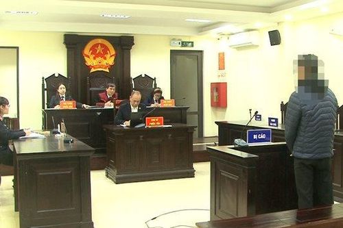 Lĩnh 12 tháng tù vì buôn bán pháo