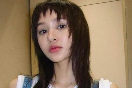 Hiền Hồ thừa nhận phải điều trị trầm cảm, uống thuốc ngủ mỗi đêm sau bê bối đời tư