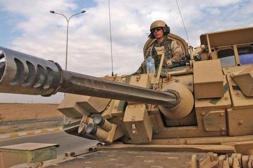 Khẩu pháo 25mm trên thiết giáp M2A2 Bradley đã bắn hỏng siêu tăng T-90M