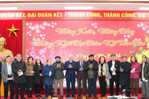 Chung sức, đồng lòng xây dựng hệ thống Mặt trận ngày càng vững mạnh
