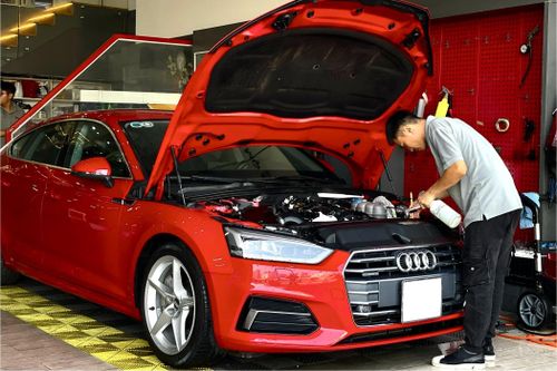 Dịch vụ nâng cấp, tân trang ôtô 'hốt bạc' sát Tết