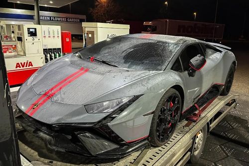 Siêu xe Lamborghini Huracan bản giới hạn 60 chiếc gặp tai nạn