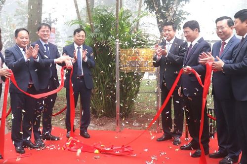 Hà Nội: Gắn biển công trình chào mừng kỷ niệm 94 năm Ngày thành lập Đảng