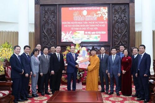 Chủ tịch HĐND TP Nguyễn Ngọc Tuấn chúc Tết Học viện Phật giáo Việt Nam