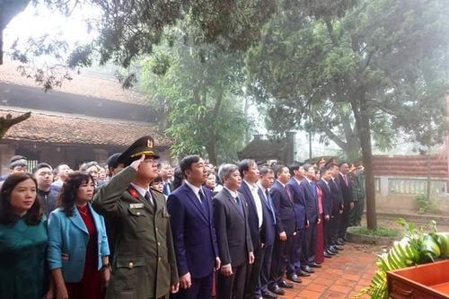 Huyện Quốc Oai tổ chức Lễ báo công dâng Bác