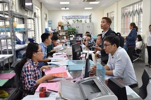 Chính phủ ban hành Quy định về việc bầu, tuyển dụng cán bộ, công chức làm việc tại xã, phường, thị trấn của TPHCM